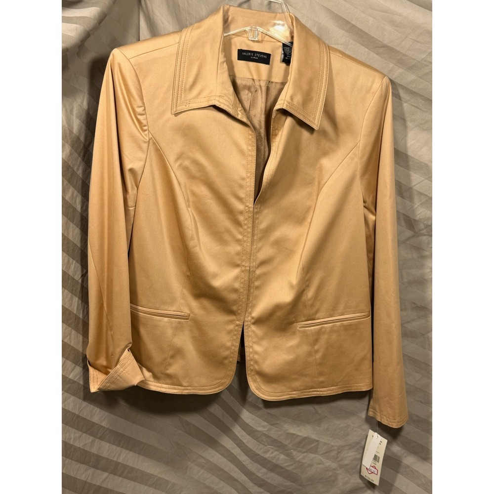 Valerie Stevens Woman Tan Pant Suit Set Blazer and Trousers Size 14W NEW